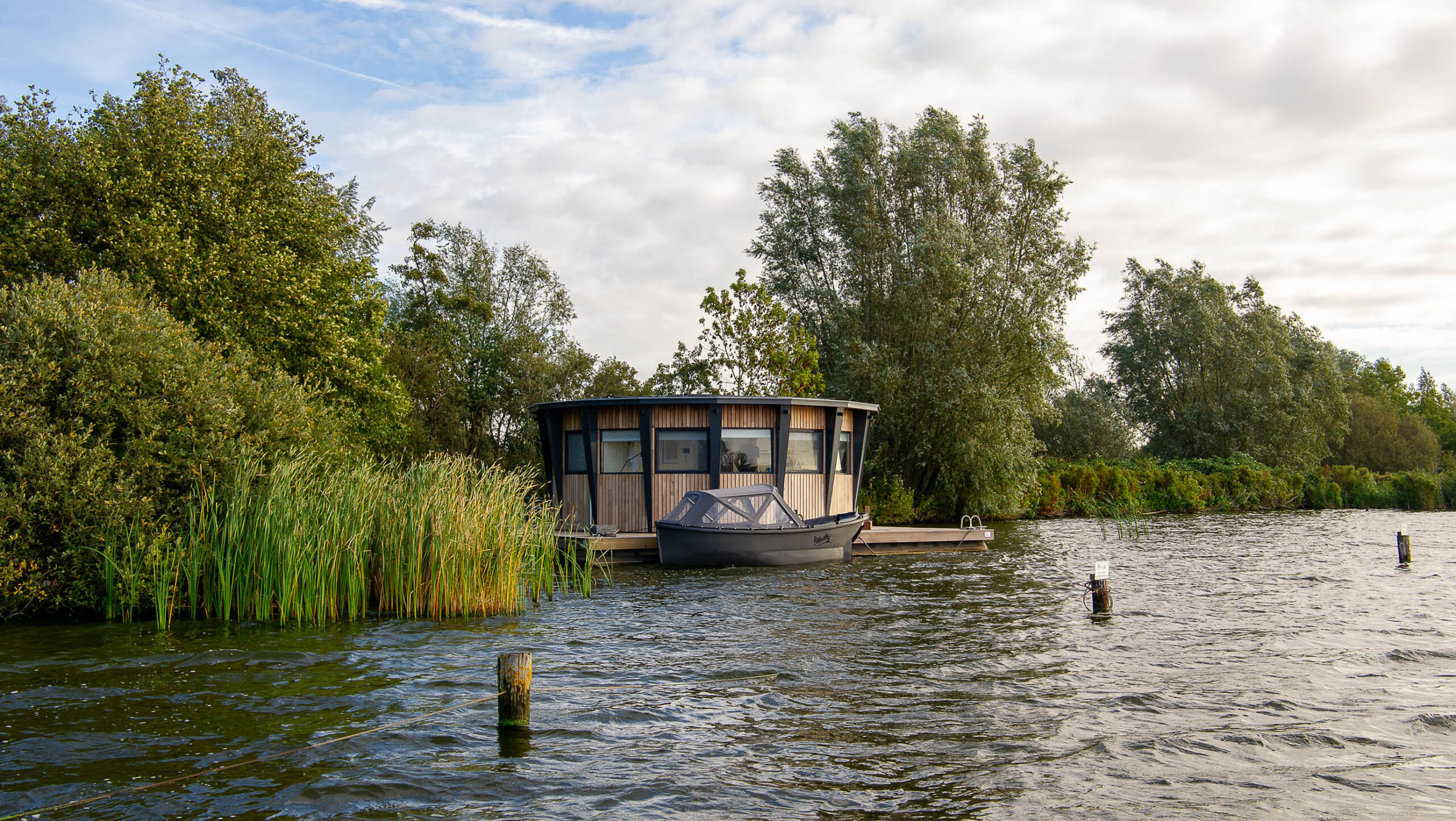 Dobberhuisje 02_Hollandse Plassen